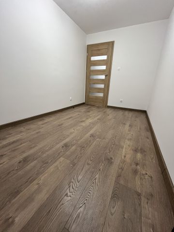 Mieszkanie 3-pokojowe Oleśnica Centrum, ul. Ignacego Daszyńskiego. Zdjęcie 5