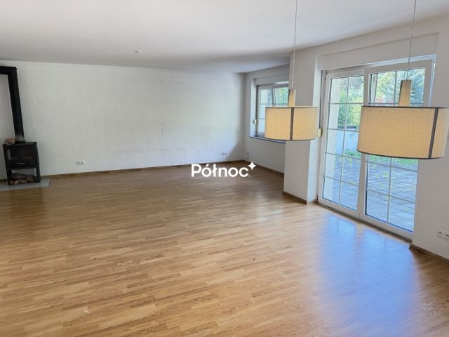dom wolnostojący, 10 pokoi Bolesławiec, ul. Ludwika Pasteura. Zdjęcie 13
