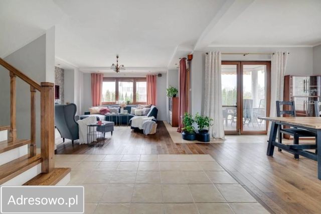 dom wolnostojący, 5 pokoi Warszawa Białołęka, ul. Kobiałka. Zdjęcie 1