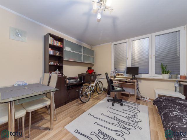 Mieszkanie 1-pokojowe Warszawa Praga-Południe, ul. Międzynarodowa. Zdjęcie 1