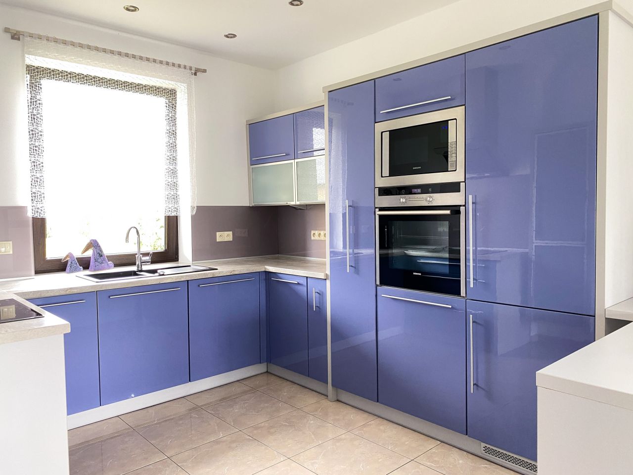 dom wolnostojący, 5 pokoi Helenów Drugi. Zdjęcie 6