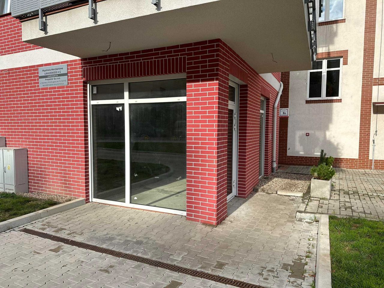 Lokal Legnica, ul. Waleriana Łukasińskiego. Zdjęcie 2