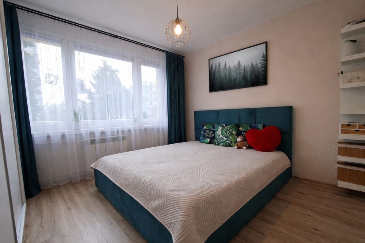 Mieszkanie 3-pokojowe Bytom Śródmieście, ul. Kazimierza Pułaskiego. Zdjęcie 9