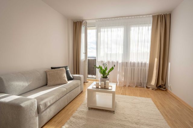 Mieszkanie 3-pokojowe Kielce Świętokrzyskie, ul. marsz. Józefa Piłsudskiego. Zdjęcie 1