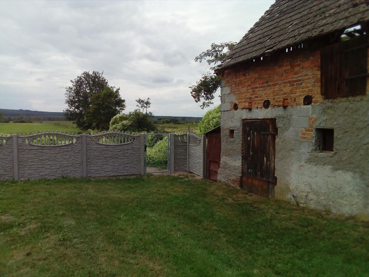 dom wolnostojący, 3 pokoje Sipiory Czterdziestka, ul. Czterdziestka. Zdjęcie 4