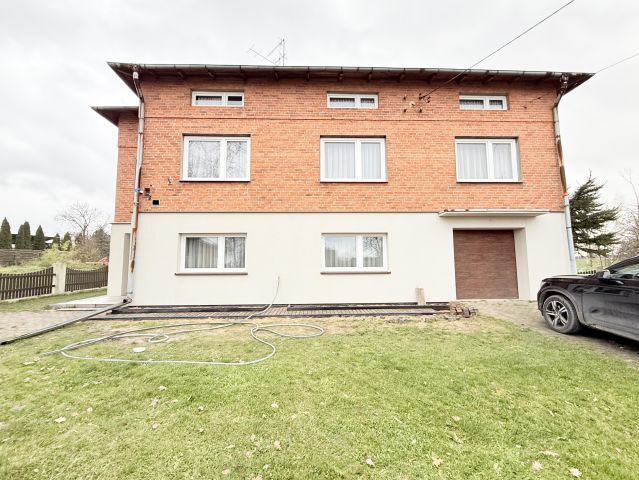 dom wolnostojący, 7 pokoi Petrykozy. Zdjęcie 1