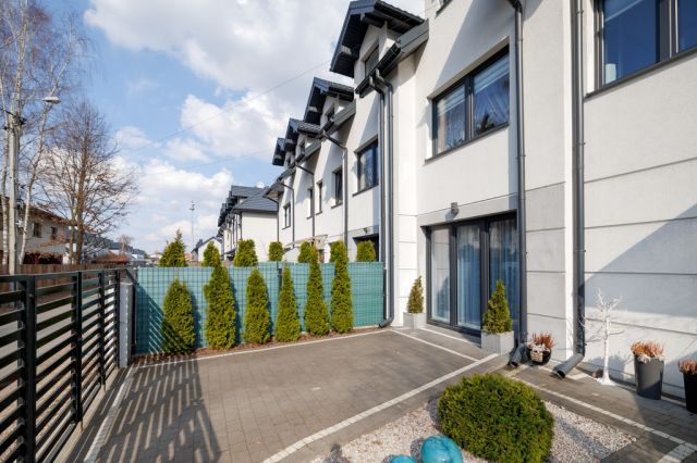 dom szeregowy, 4 pokoje Marki, ul. Borówkowa. Zdjęcie 16