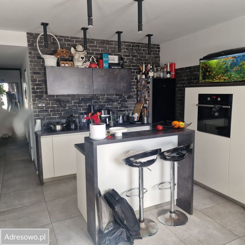 Mieszkanie 4-pokojowe Skarżysko-Kamienna, ul. Sienkiewicza. Zdjęcie 3