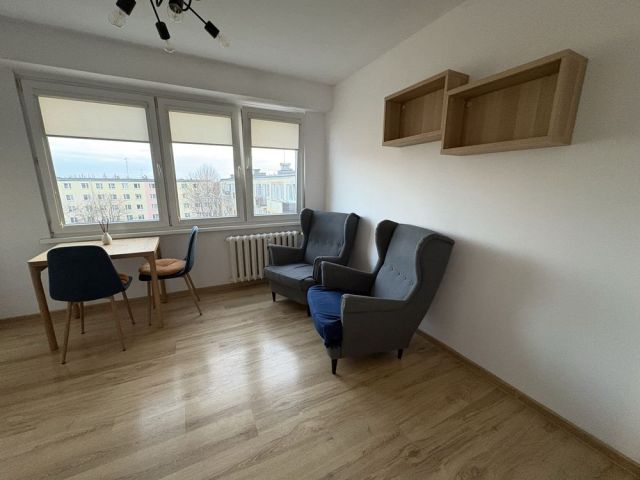 Mieszkanie 2-pokojowe Pabianice Bugaj, ul. Gawrońska. Zdjęcie 1