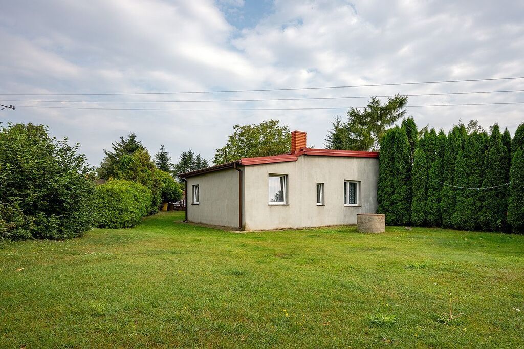 dom wolnostojący, 3 pokoje Brzeziny. Zdjęcie 3