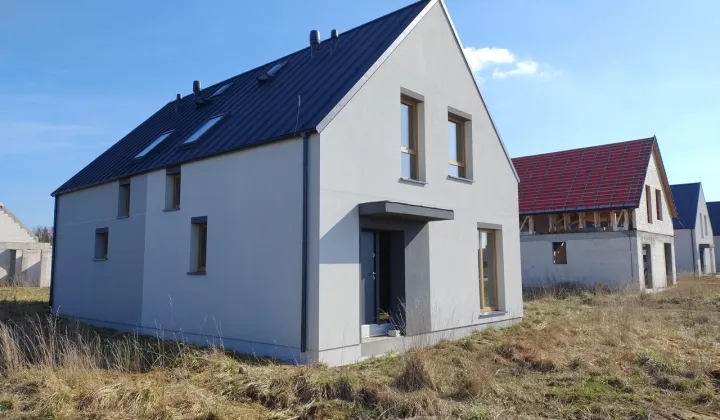 bliźniak, 3 pokoje Łopuchowo, ul. Belgijska