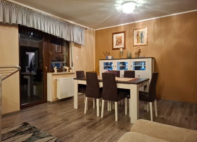 Mieszkanie 4-pokojowe Nowy Dwór. Zdjęcie 1