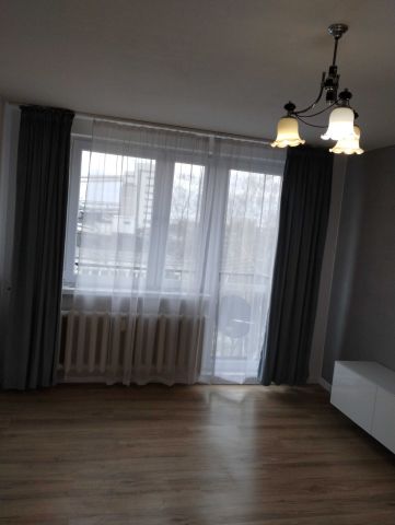 Mieszkanie 3-pokojowe Knurów Szczygłowice. Zdjęcie 1