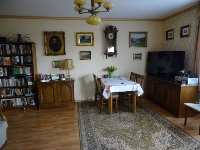 Mieszkanie 4-pokojowe Legnica, ul. Gliwicka. Zdjęcie 1