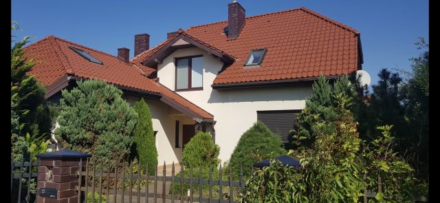dom wolnostojący, 7 pokoi Baszkówka, ul. Babiego Lata. Zdjęcie 1