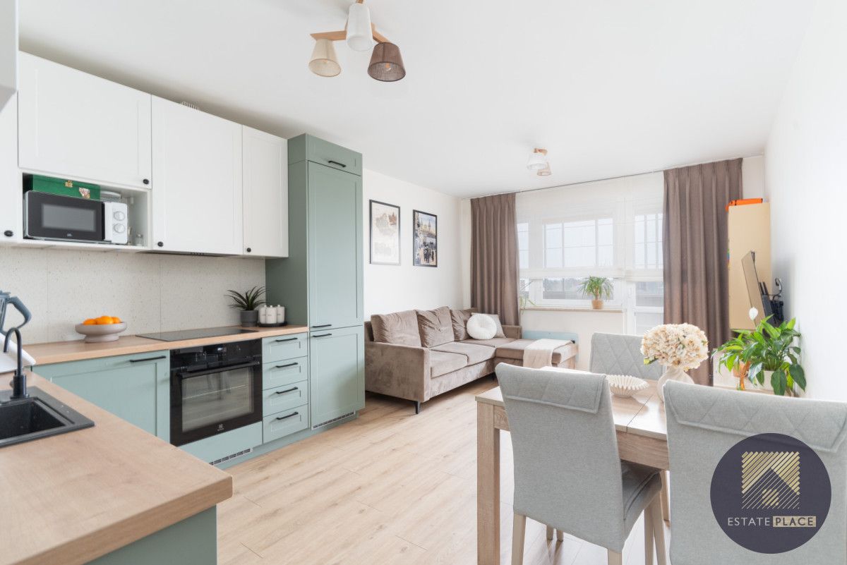 Mieszkanie 3-pokojowe Warszawa Rembertów, al. gen. Antoniego Chruściela "Montera". Zdjęcie 1