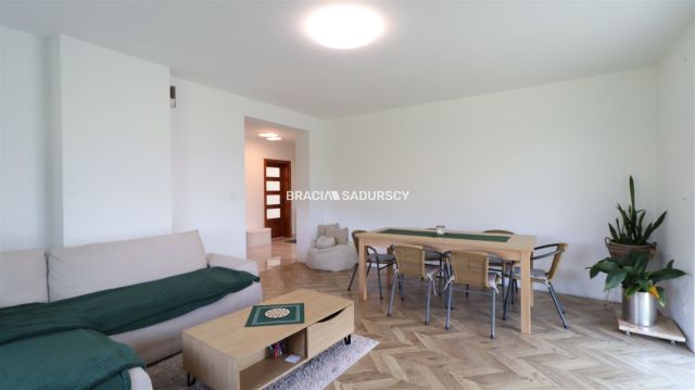 dom wolnostojący, 5 pokoi Poręba Spytkowska, ul. Graniczna. Zdjęcie 6