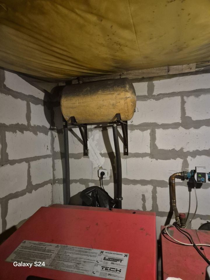 dom wolnostojący, 2 pokoje Niedźwiady Niedźwiady Małe. Zdjęcie 37