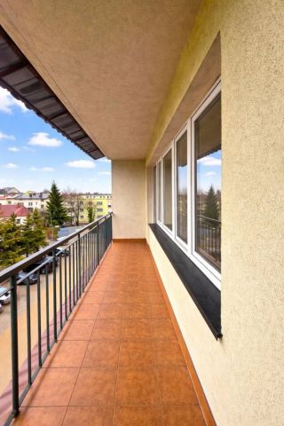 Mieszkanie 3-pokojowe Sanok, ul. Kochanowskiego. Zdjęcie 2