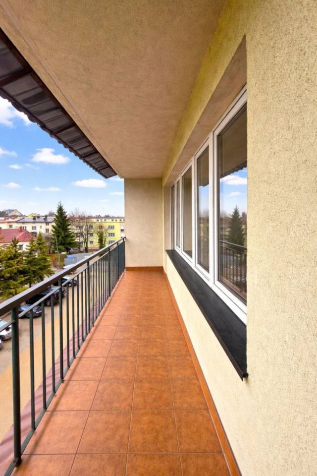 Mieszkanie 3-pokojowe Sanok, ul. Kochanowskiego. Zdjęcie 2