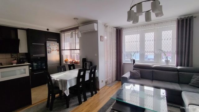 Mieszkanie 3-pokojowe Łomża, ul. por. Łagody. Zdjęcie 1