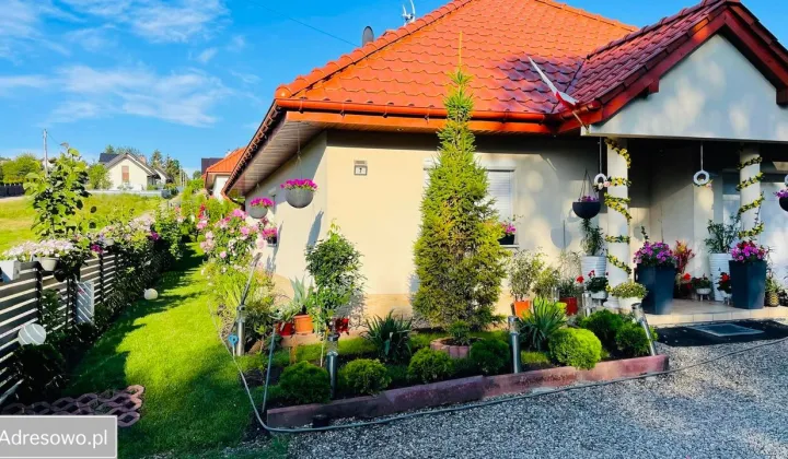 dom wolnostojący, 4 pokoje Kocmyrzów, ul. Nad Potokiem