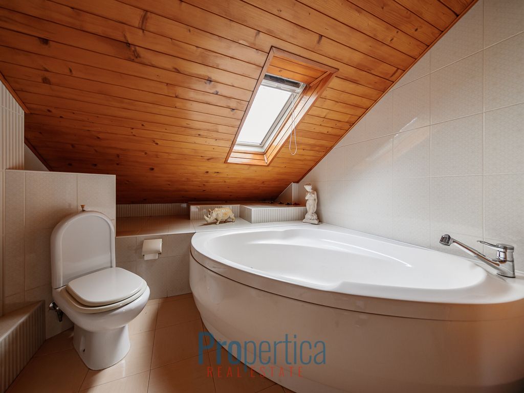 dom szeregowy, 5 pokoi Piastów, ul. Akacjowa. Zdjęcie 14