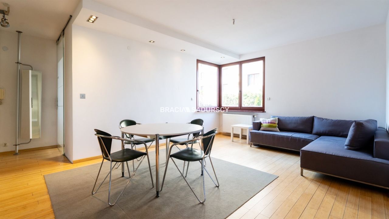 Mieszkanie 2-pokojowe Kraków Dębniki, ul. prof. Michała Bobrzyńskiego. Zdjęcie 2