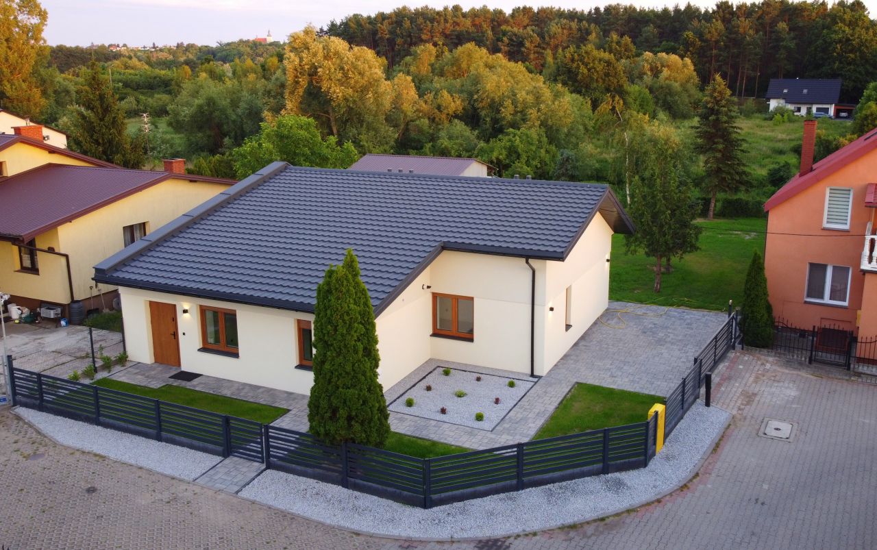 dom wolnostojący, 3 pokoje Ciechocinek Centrum, ul. Klonowa