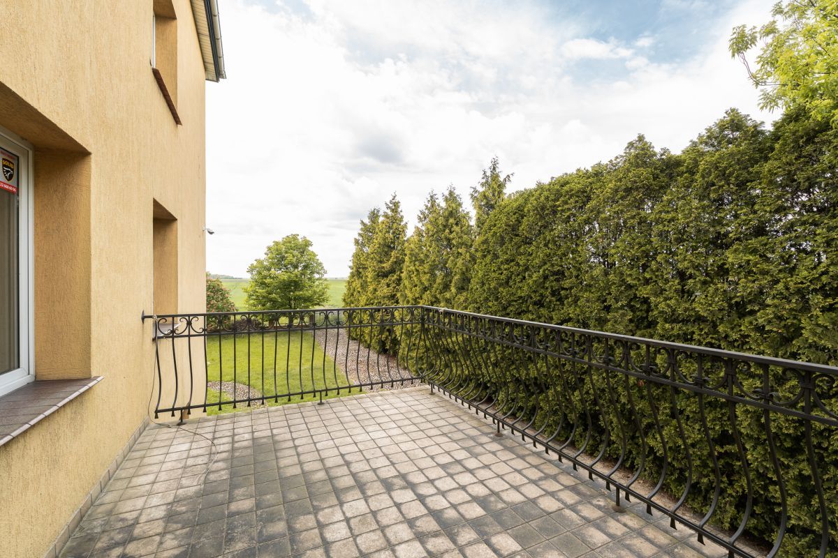 dom wolnostojący, 12 pokoi Tłuste. Zdjęcie 32