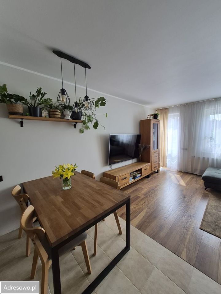 Mieszkanie 3-pokojowe Luboń. Zdjęcie 3