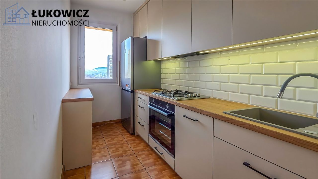 Mieszkanie 3-pokojowe Bielsko-Biała. Zdjęcie 3