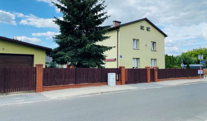 dom wolnostojący, 8 pokoi Radom Glinice, ul. Średnia