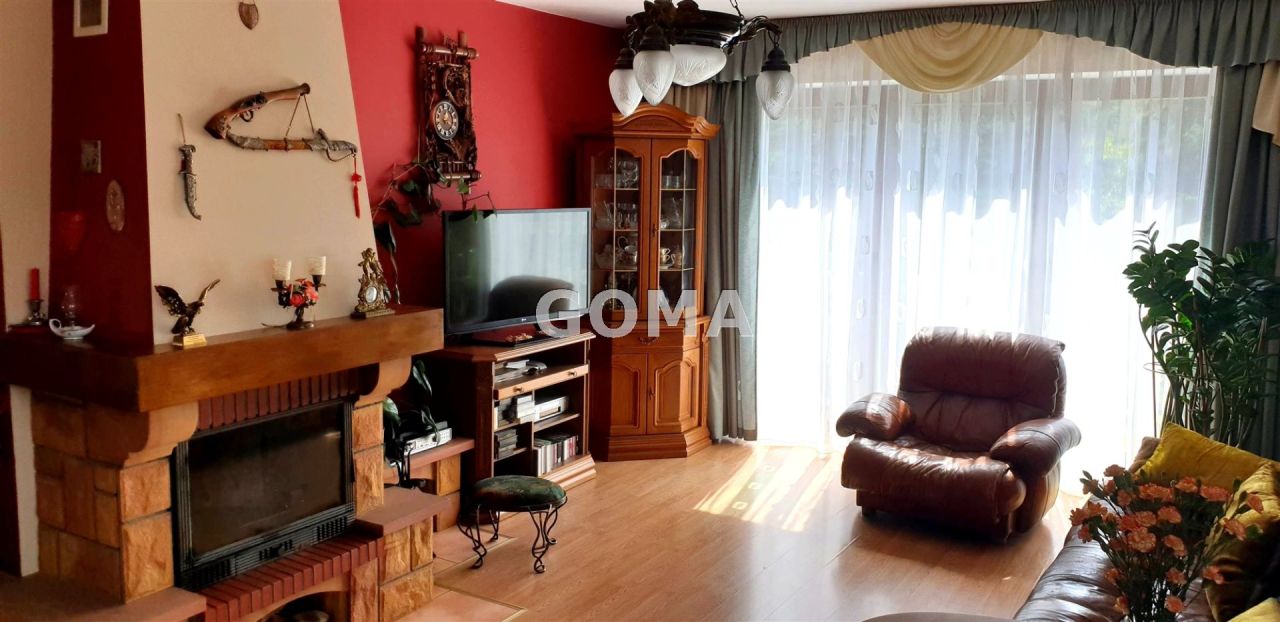 dom wolnostojący, 5 pokoi Wiązowna. Zdjęcie 4