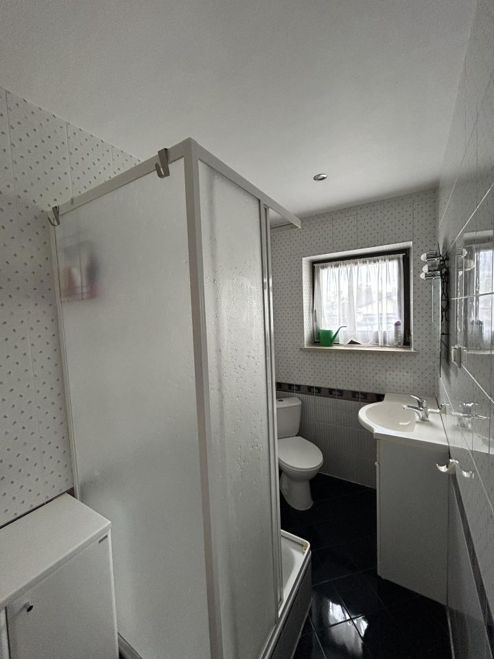 bliźniak, 8 pokoi Kielce Czarnów, ul. Hilarego Mali. Zdjęcie 17
