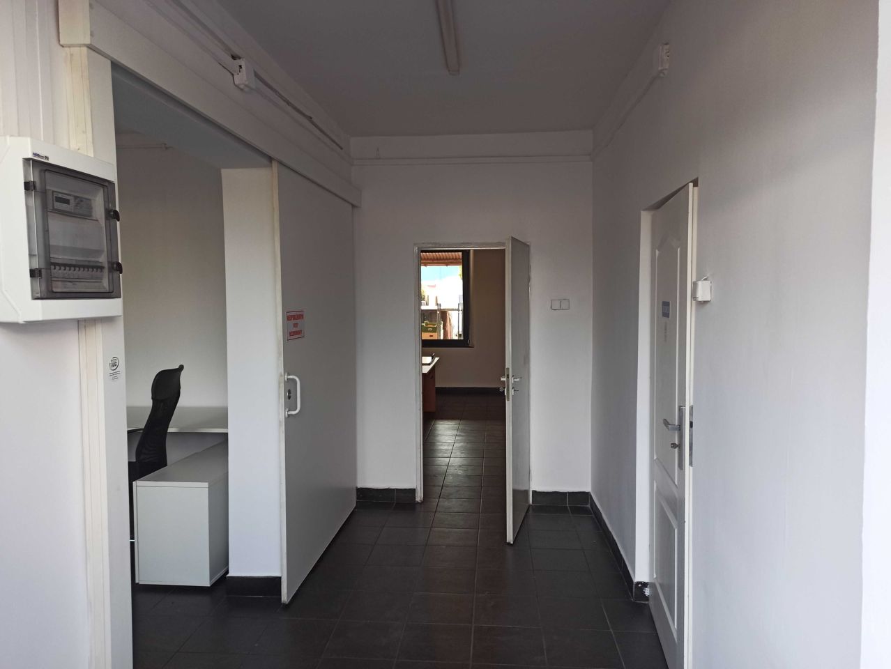 Lokal Dąbrowa Górnicza, al. Józefa Piłsudskiego. Zdjęcie 2