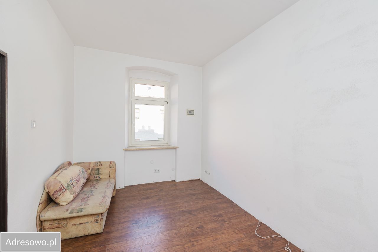 Mieszkanie 3-pokojowe Prudnik, ul. Piastowska. Zdjęcie 4