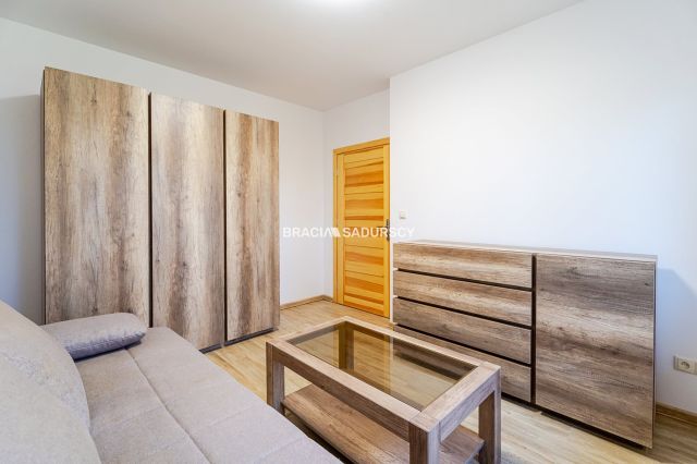 dom wolnostojący, 5 pokoi Łomna. Zdjęcie 37