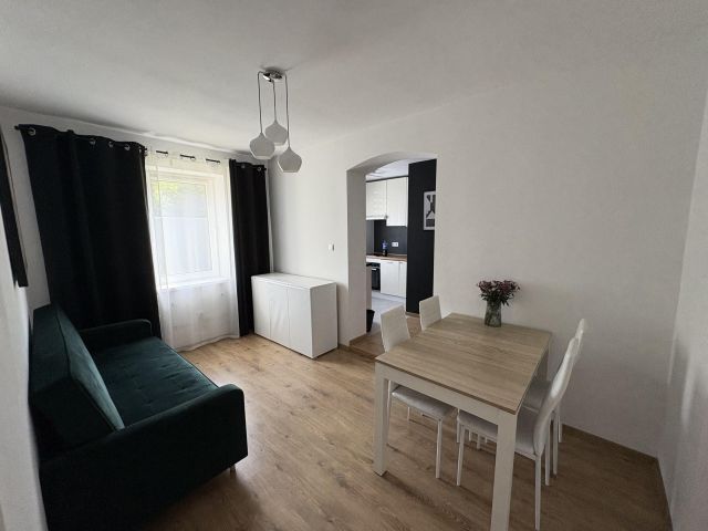 Mieszkanie 3-pokojowe Katowice Burowiec, ul. Krakowska. Zdjęcie 1