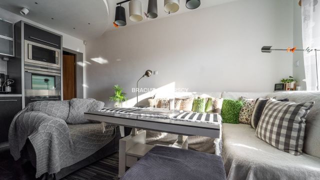 Mieszkanie 4-pokojowe Kraków Podgórze Duchackie, ul. Czarnogórska. Zdjęcie 3