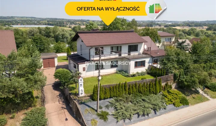 dom wolnostojący, 6 pokoi Zabierzów, ul. Krakowska