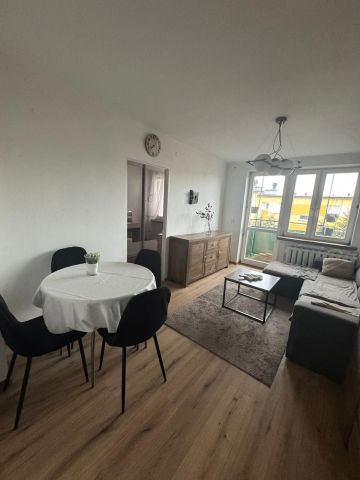 Mieszkanie 3-pokojowe Jasło, ul. Mikołaja Kopernika. Zdjęcie 1