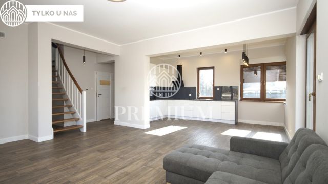 dom wolnostojący, 4 pokoje Jarużyn. Zdjęcie 3