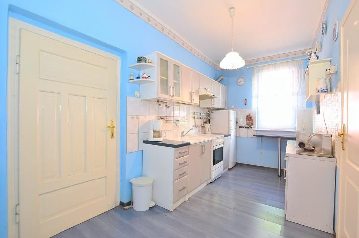 dom wolnostojący, 7 pokoi Piekary Śląskie Dąbrówka Wielka, ul. Przyjaźni. Zdjęcie 5