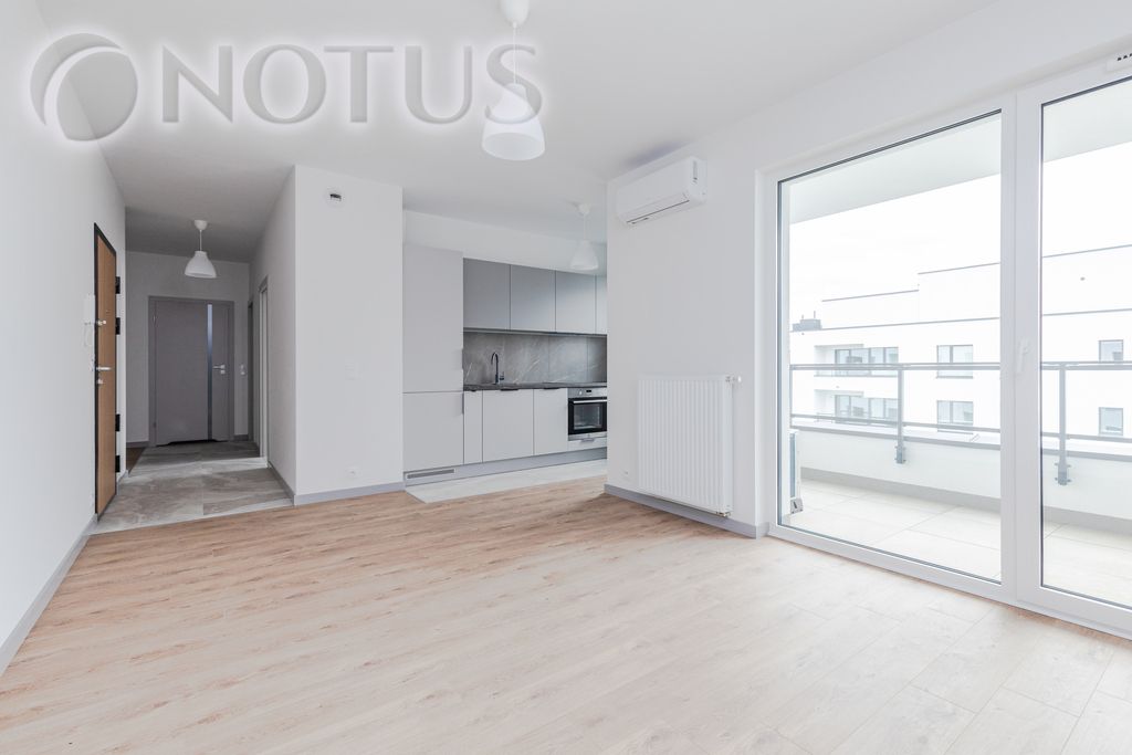 Mieszkanie 3-pokojowe Warszawa Włochy, ul. Równoległa. Zdjęcie 2