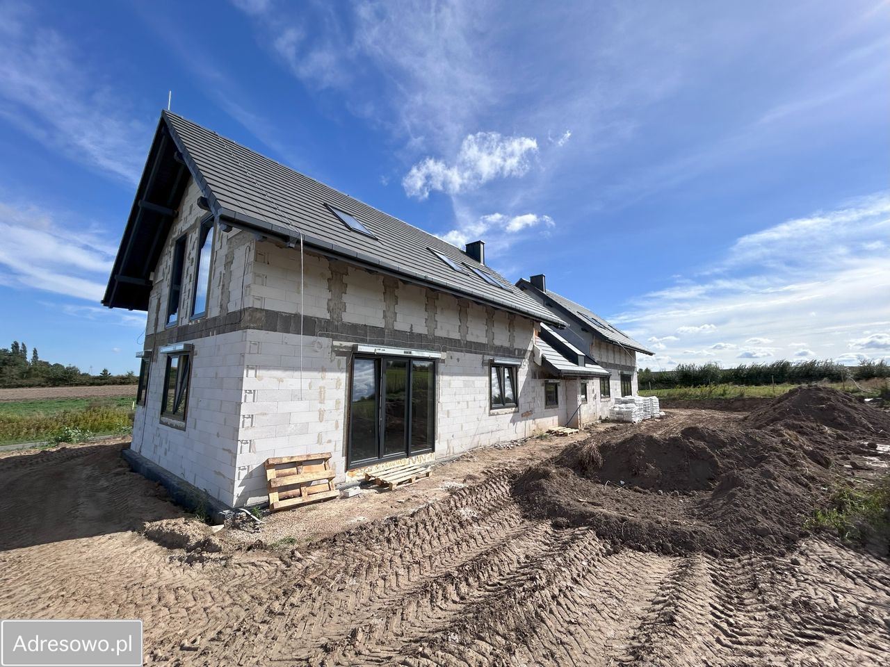 bliźniak, 6 pokoi Milikowice