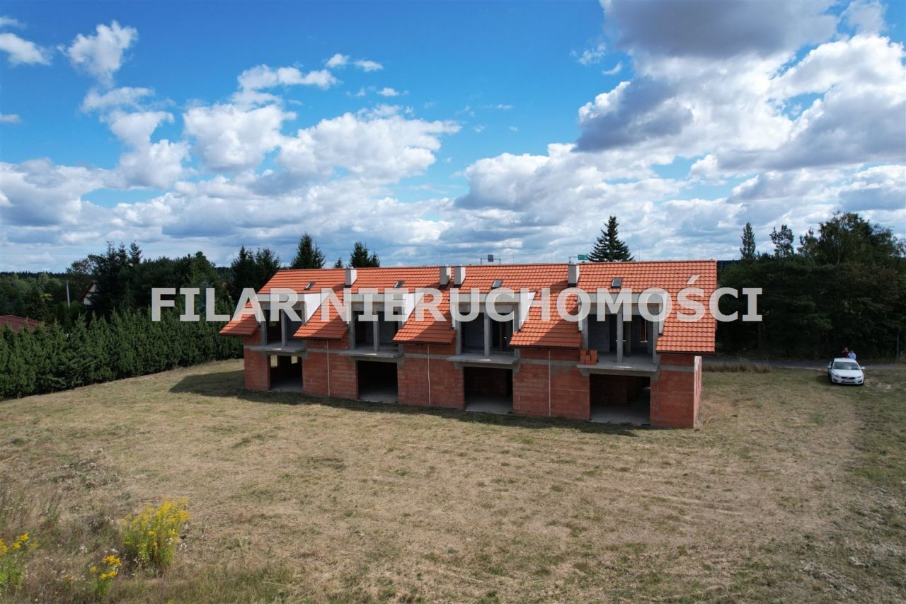 dom szeregowy, 5 pokoi Chróstnik. Zdjęcie 10