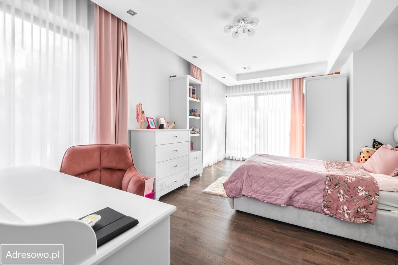 dom wolnostojący, 6 pokoi Świdnik. Zdjęcie 4