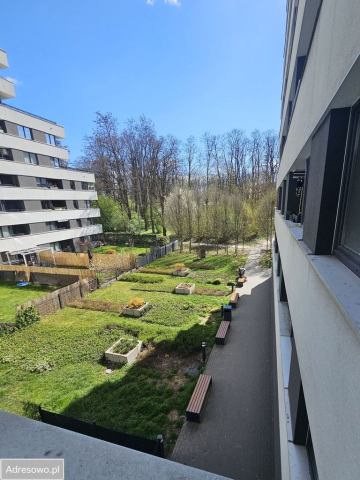 Mieszkanie 3-pokojowe Kraków Mistrzejowice, os. Piastów. Zdjęcie 2