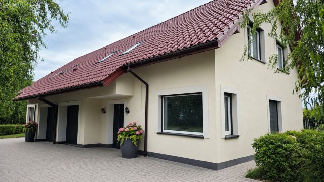 Dom na sprzedaż, 10 pokoi, 240 m², Zacharzyce